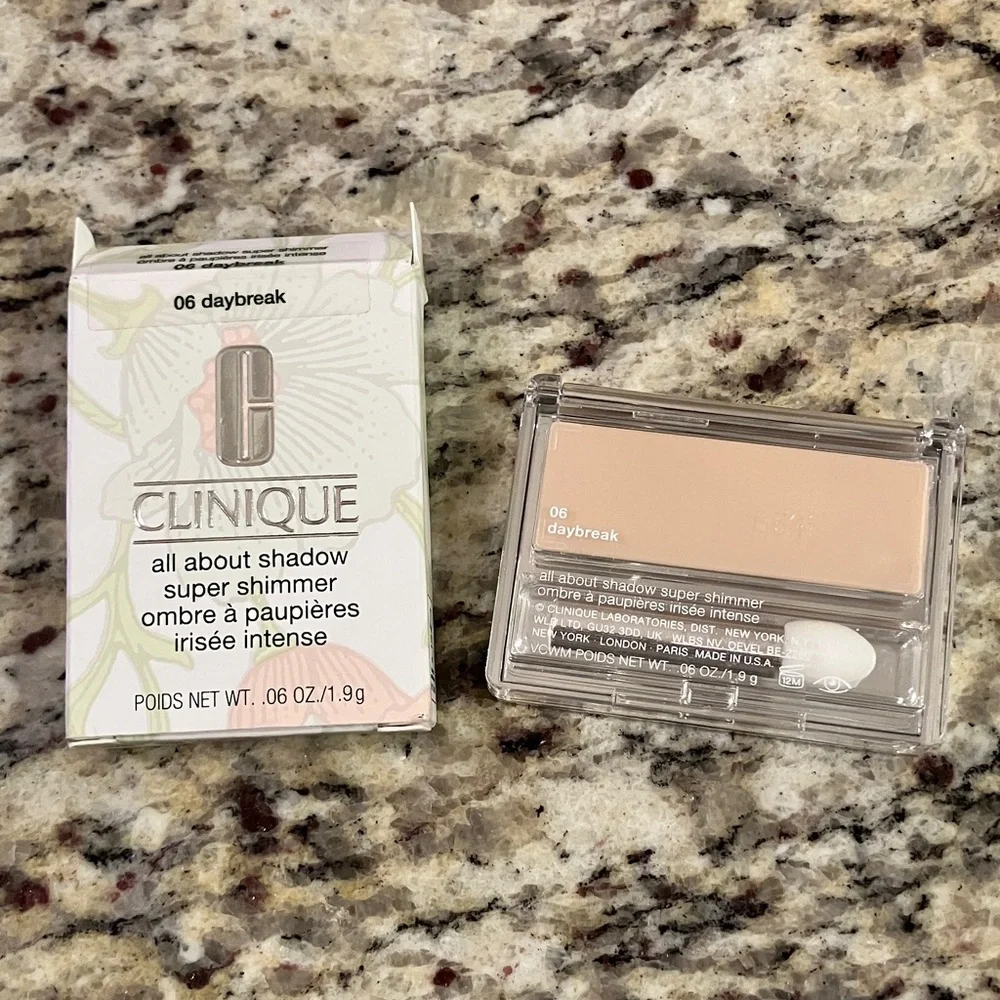Clinique All About Shadow Super Shimmer Eyeshadow 06 Daybreak New in Box - Picture 3 of 4